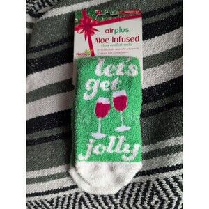 Airplus Aloe Infused Womens Green "Let's get jolly" Moisturizing Socks Size 5-11